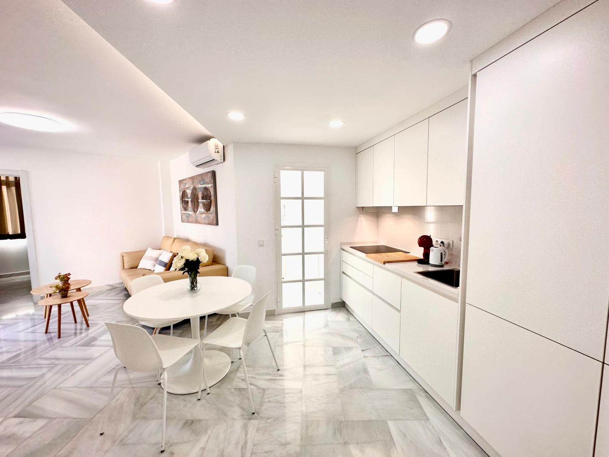 Apartamento, Paradise Sun Beach In Marina بينالماذينا المظهر الخارجي الصورة