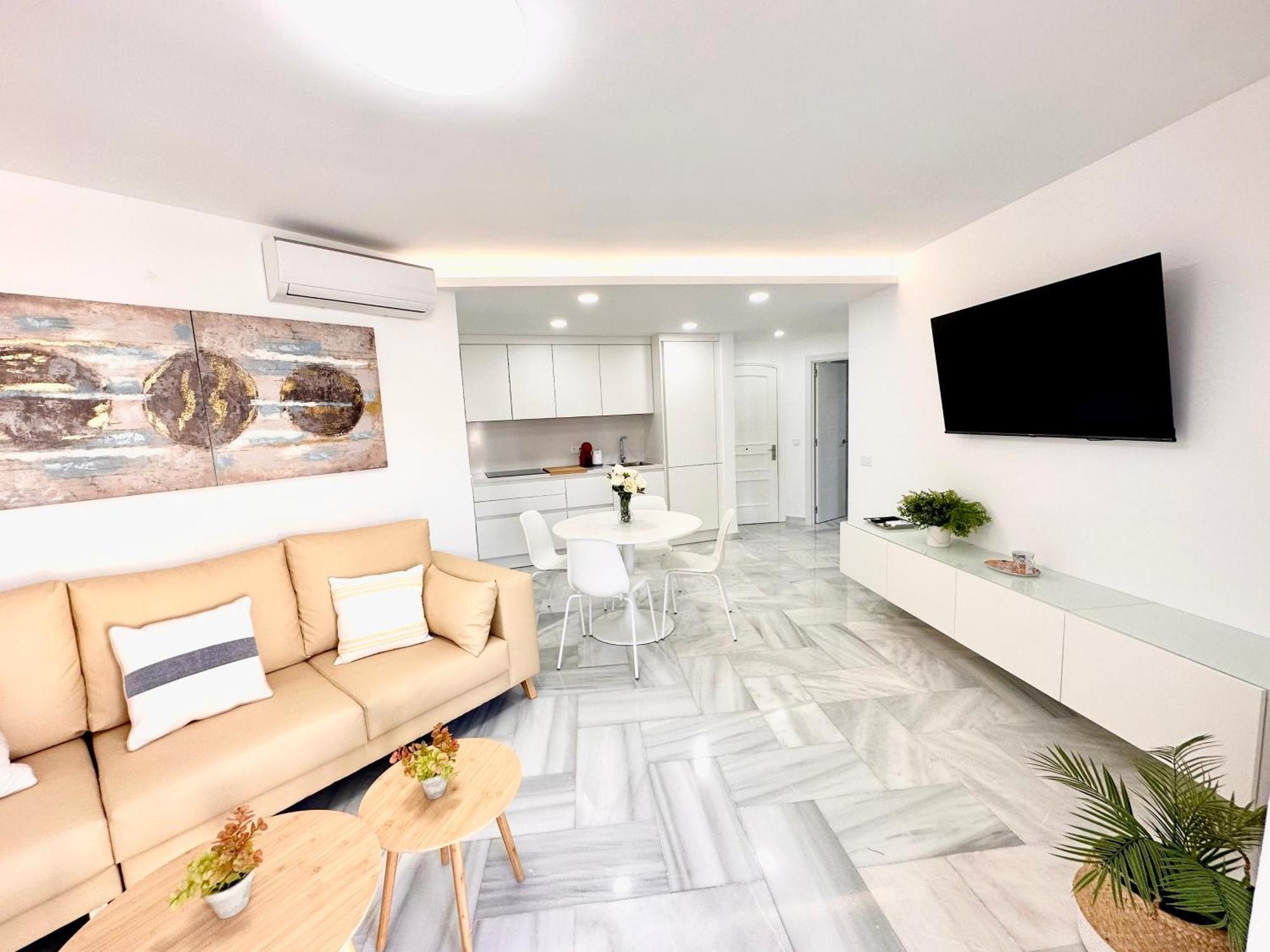 Apartamento, Paradise Sun Beach In Marina بينالماذينا المظهر الخارجي الصورة