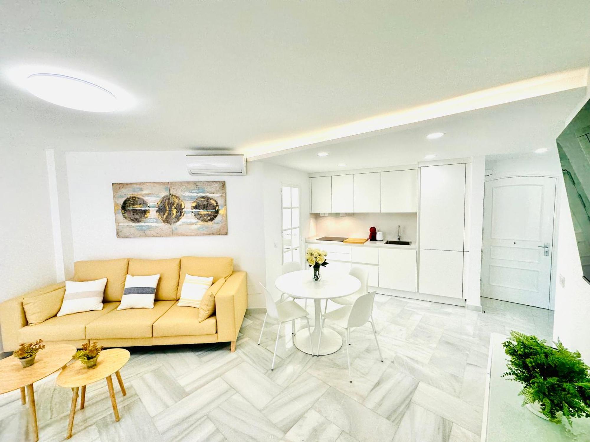 Apartamento, Paradise Sun Beach In Marina بينالماذينا المظهر الخارجي الصورة